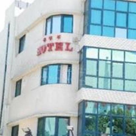 Ophir Hotel Tel Aviv Bagian luar foto