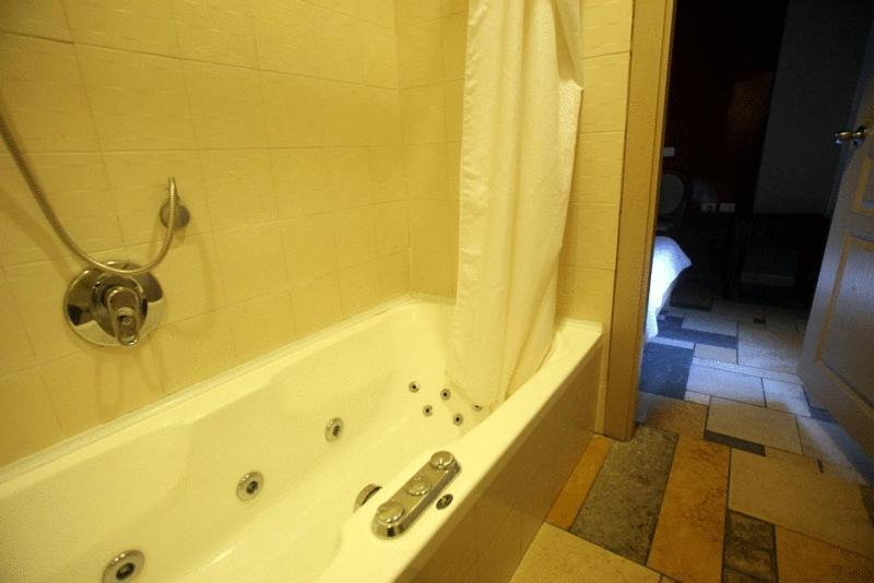 Ophir Hotel Tel Aviv Ruang foto